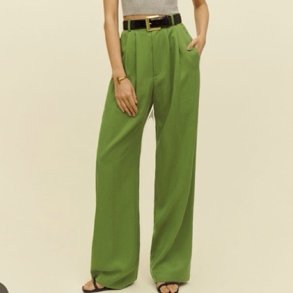 Reformation Pants - REFORMATION Mason Pant .19 in Green Size 6P